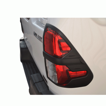 ΟΠΙΣΘΙΕΣ ΓΡΙΛΙΕΣ ΦΑΝΑΡΙΩΝ ΣΕ ΜΑΤ ΜΑΥΡΟ GR 104BL TOYOTA HILUX REVO 2016+&HILUX 2021+